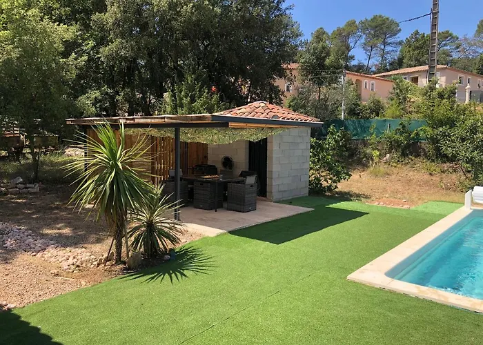 Villa 3 Chambres Avec Piscine Privee